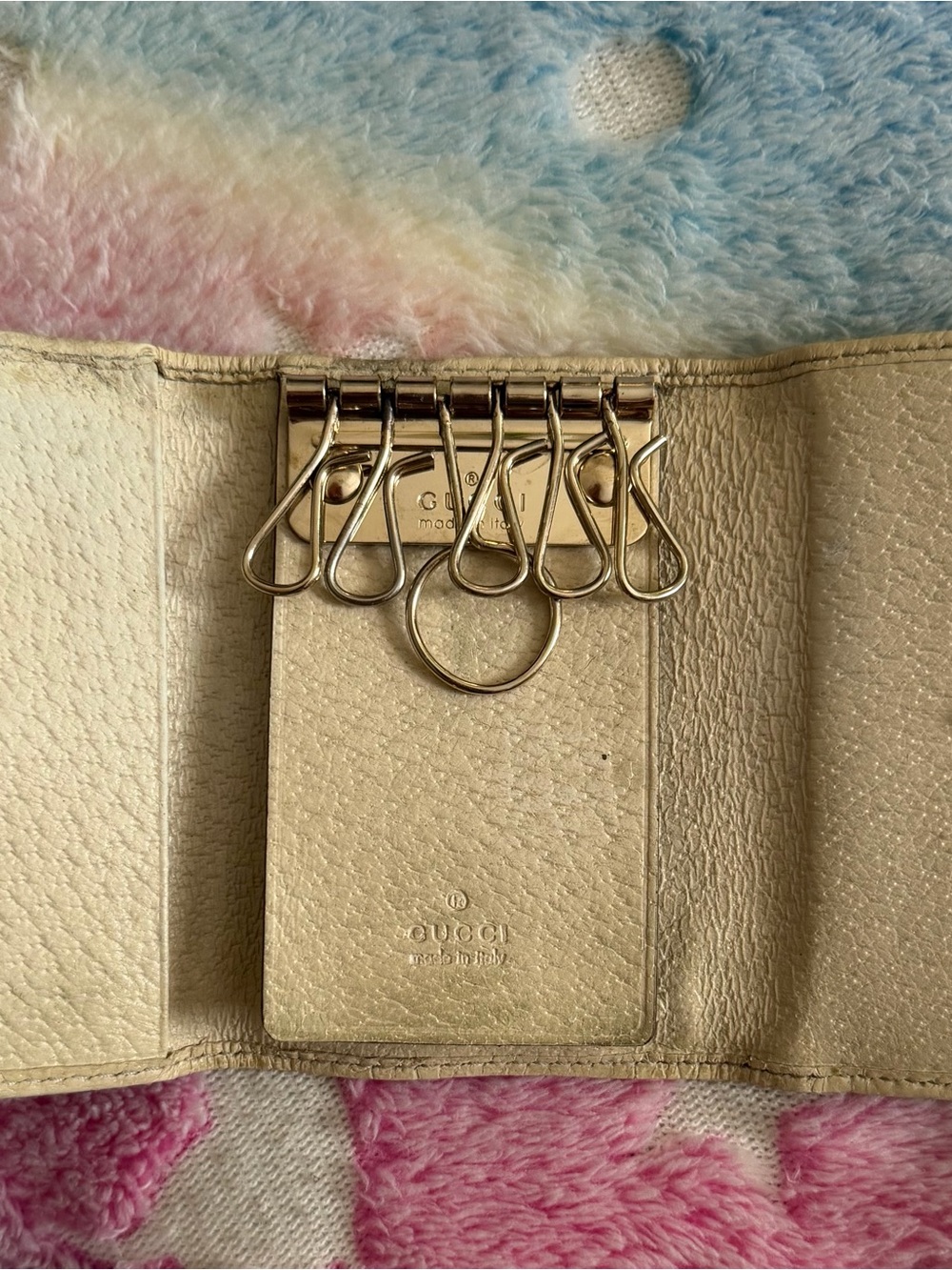 Authentic Gucci Monogram Key Holder - Picture 3 of 8